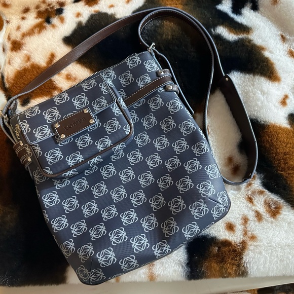 Pre loved Loewe crossbody - Picture 1 of 10